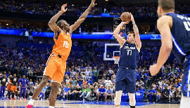疯狂！NBA分区半决赛3组天王山，勇士夺赛点，晋级一步之遥