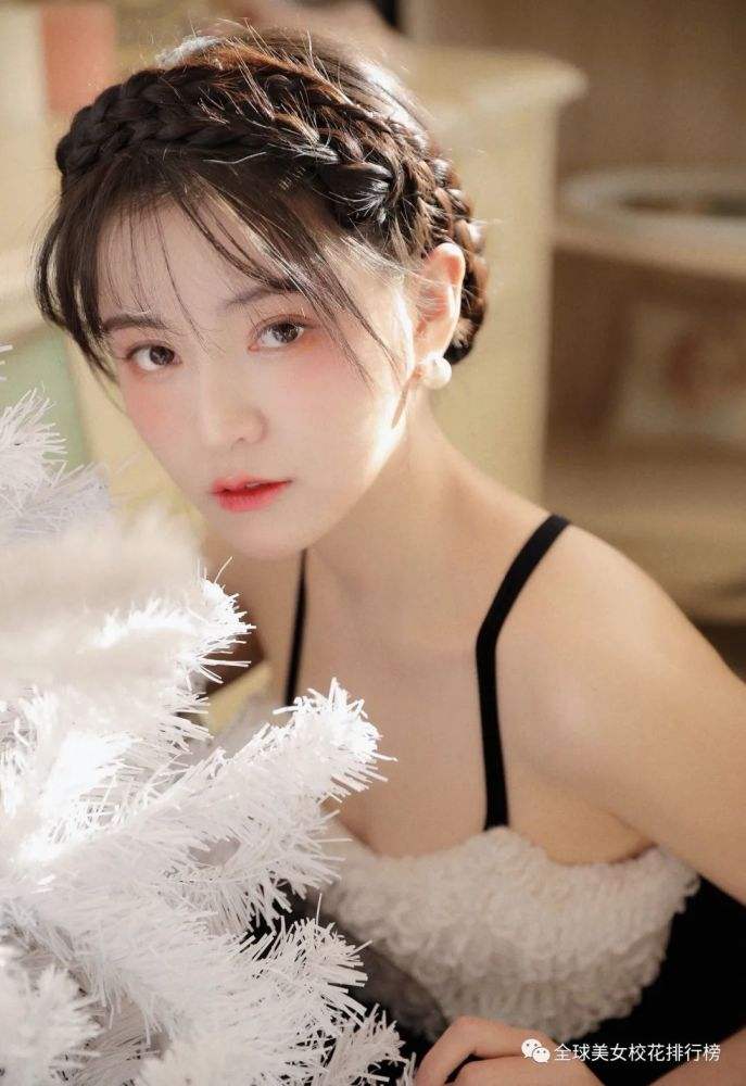 潘铭允「武藤纯子扮演者潘铭允」