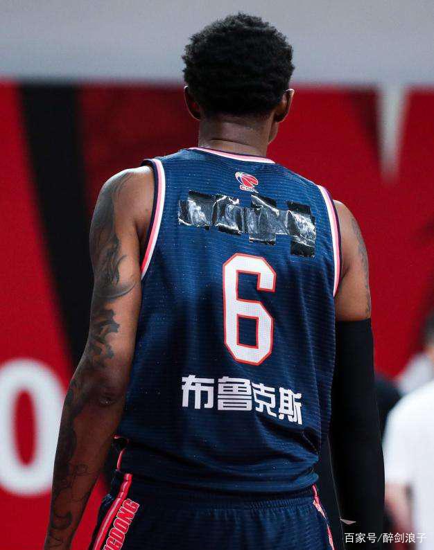 马尚布鲁克斯，马尚布鲁克斯为什么打不了nba