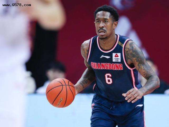 马尚布鲁克斯，马尚布鲁克斯为什么打不了nba