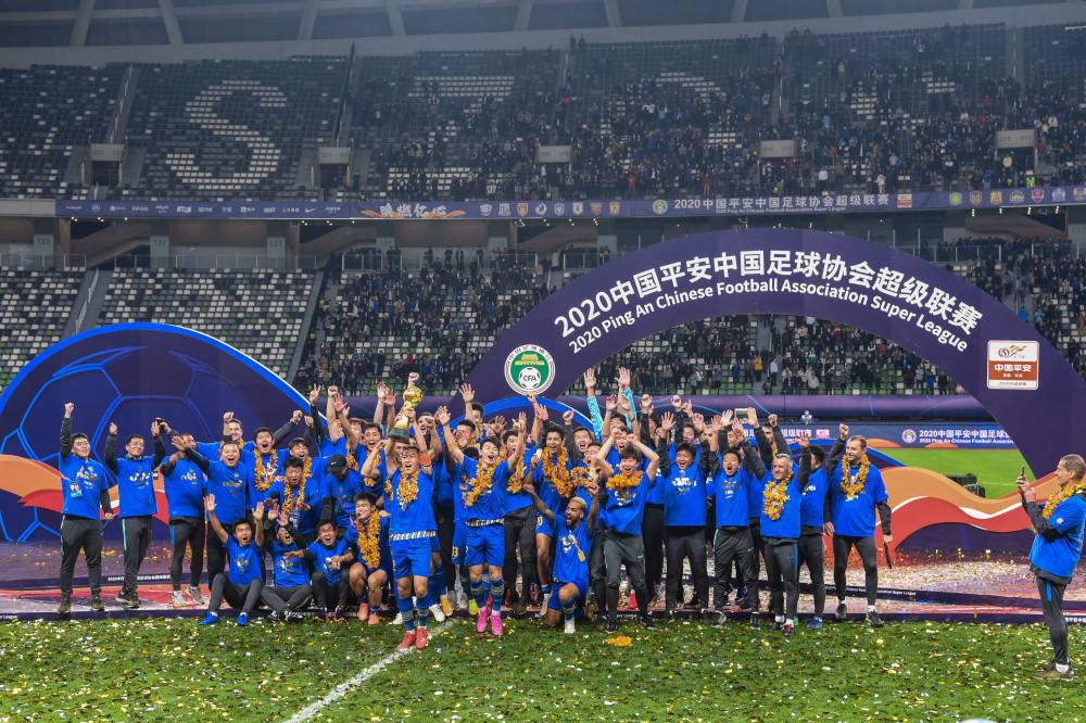 江苏足球俱乐部停止运营，苏宁宣布停止运营江苏足球俱乐部