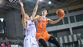 CBA简报:上海69-66险胜山东 威尔逊14+8 克里斯20+11 谢智杰8中1